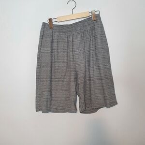 Champion Men Grey Shorts Size L
